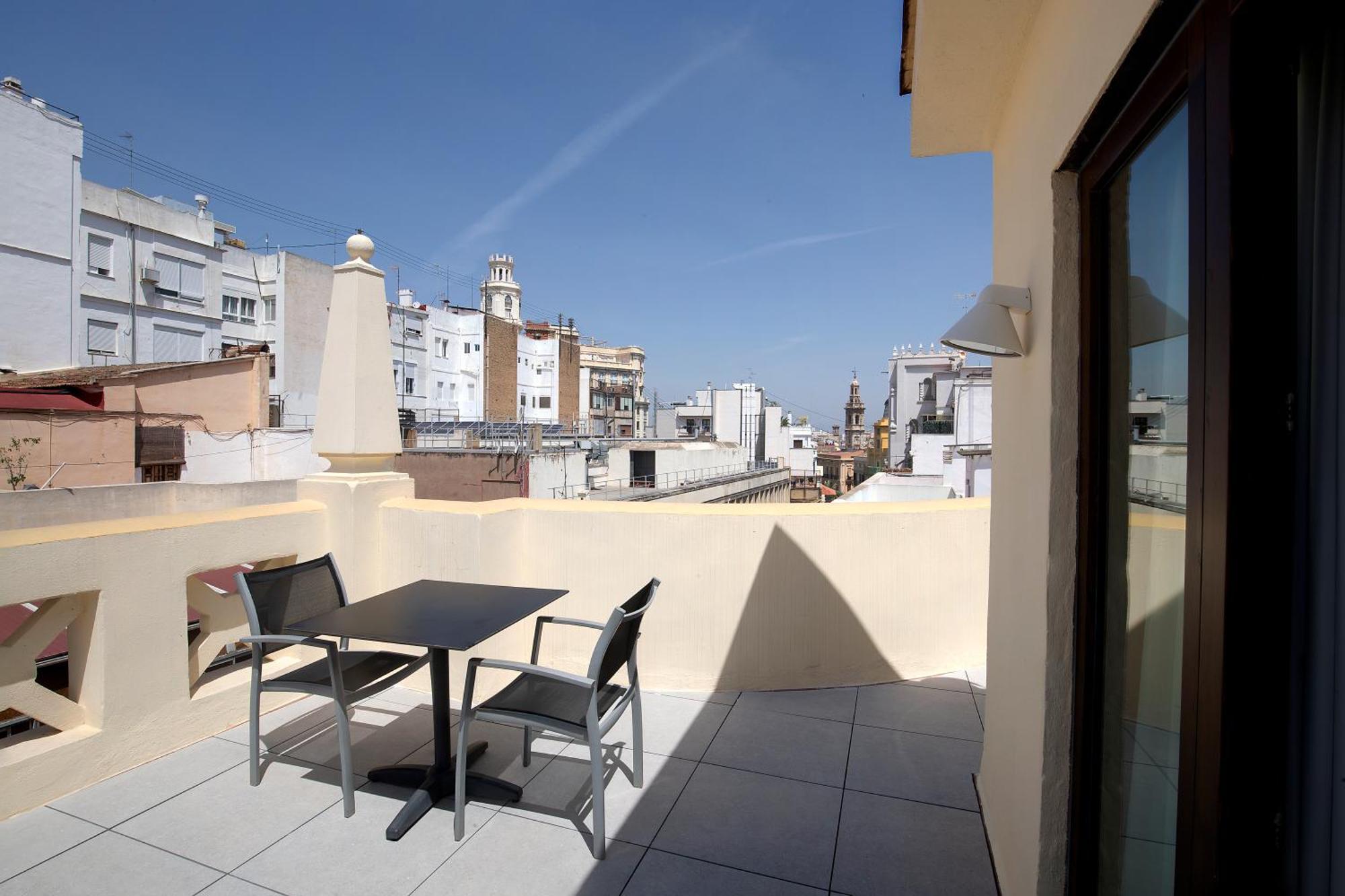 Hotel Catalonia Excelsior Valencie Pokoj fotografie